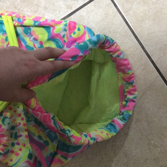 Lilly Pulitzer Soft Cloth Backpack - Picture 4 of 5